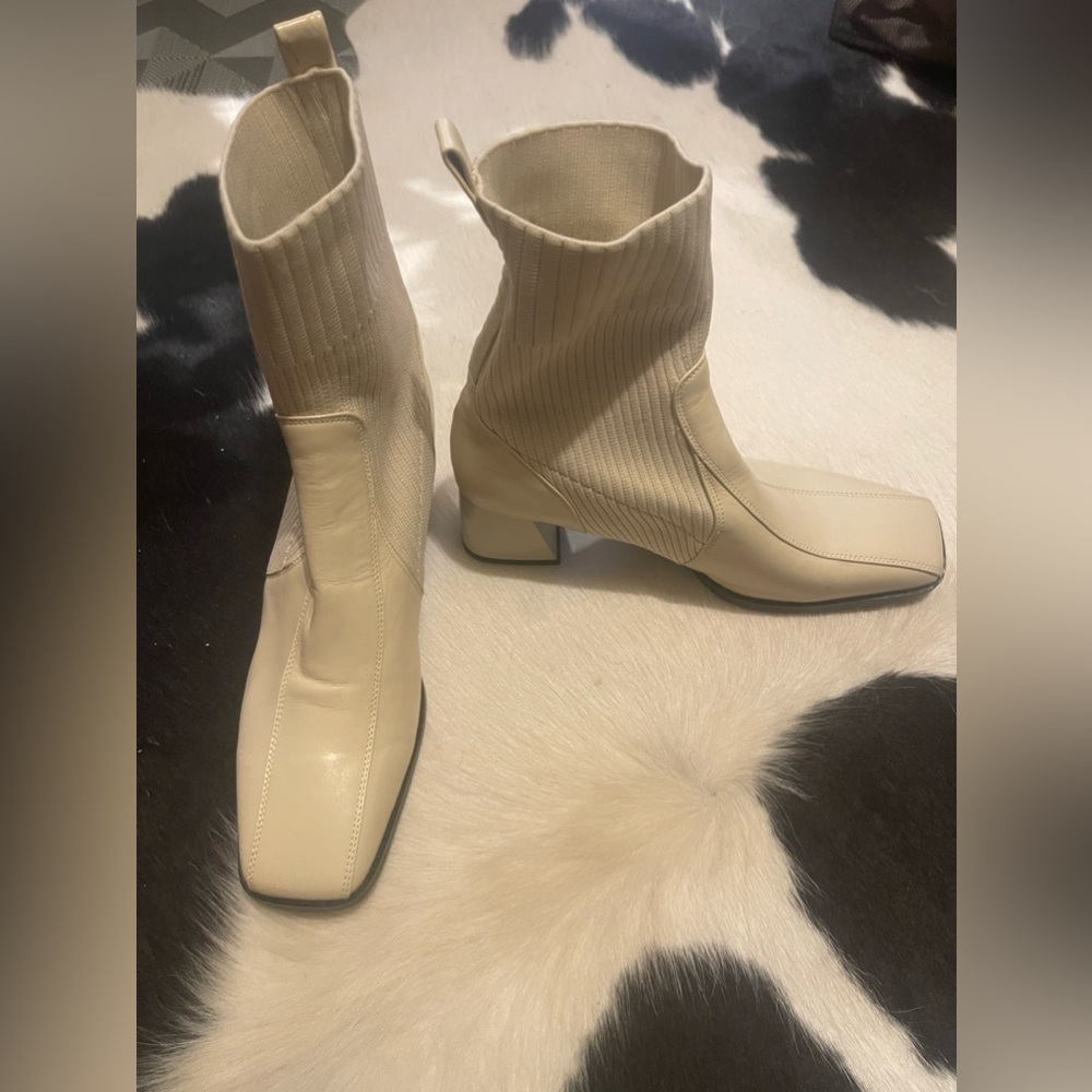 White sock boots (US 10)